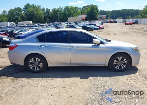 2013 Honda Accord Lx z USA, uszkodzony, nr VIN 1HGCR2F32DA092083